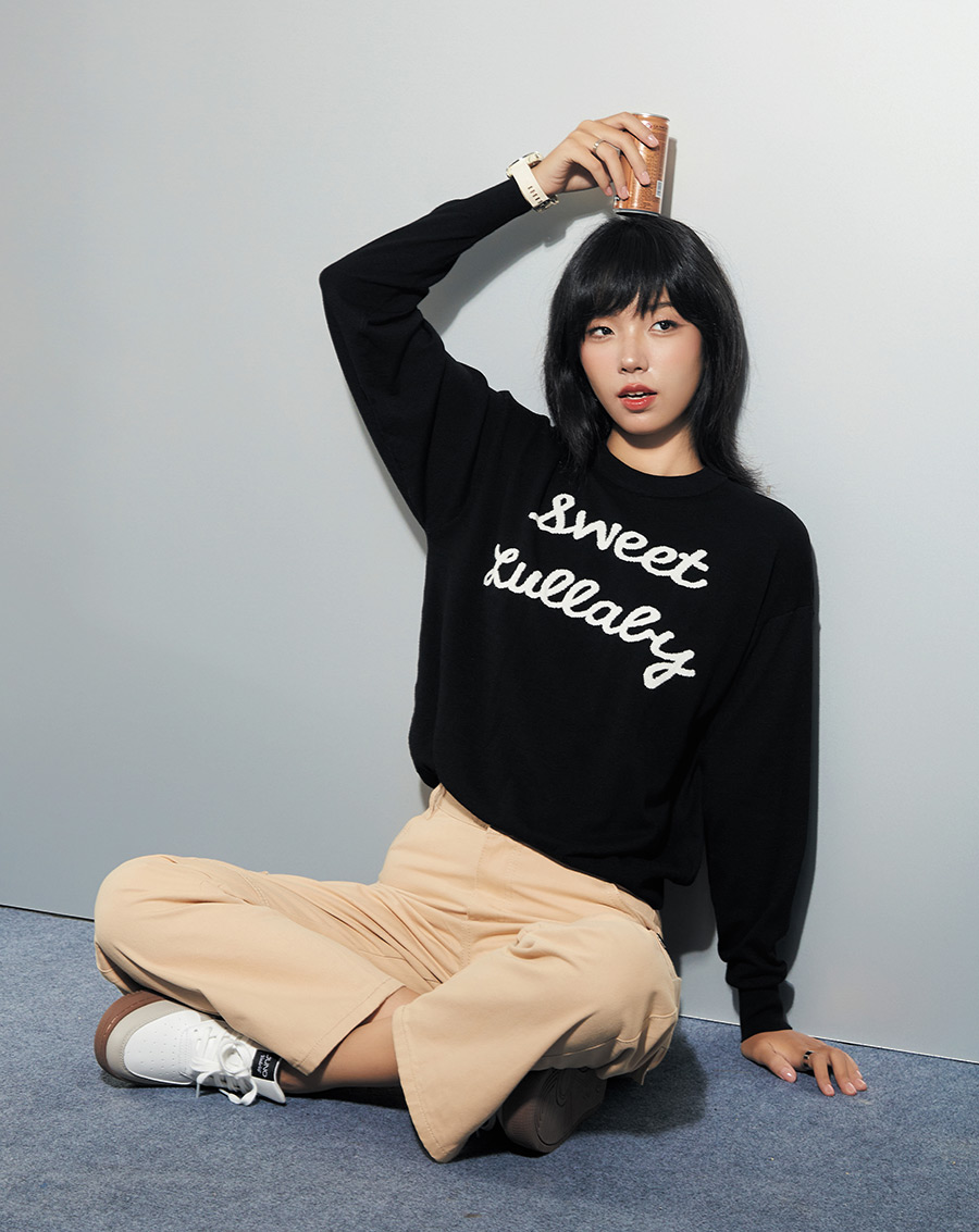 Áo dệt kim oversized tay dài - Image 2