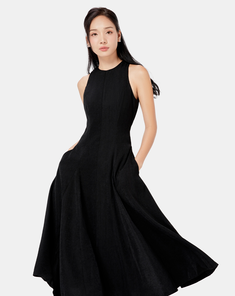 Đầm maxi cổ yếm form xòe - Image 2