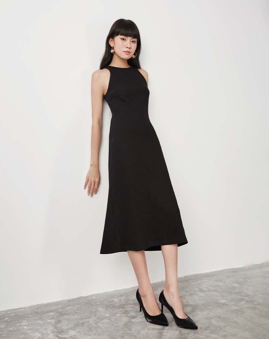 Đầm thun lửng cổ yếm dây nơ thân sau - Image 1