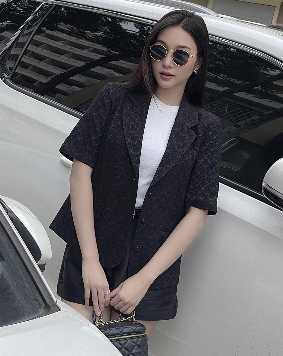 Áo vest xốp nổi hoa văn tay ngắn - Image 1