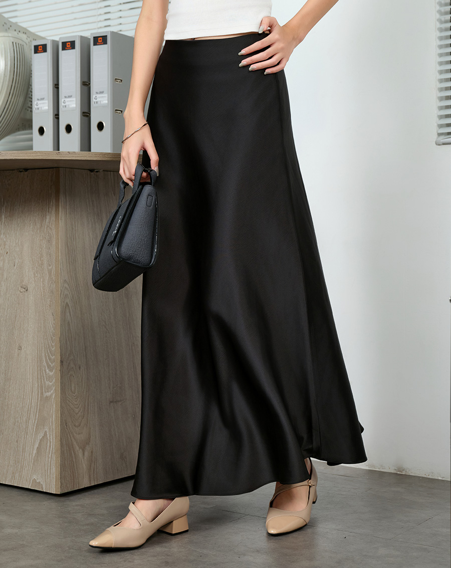 Váy lụa midi form A - Image 1