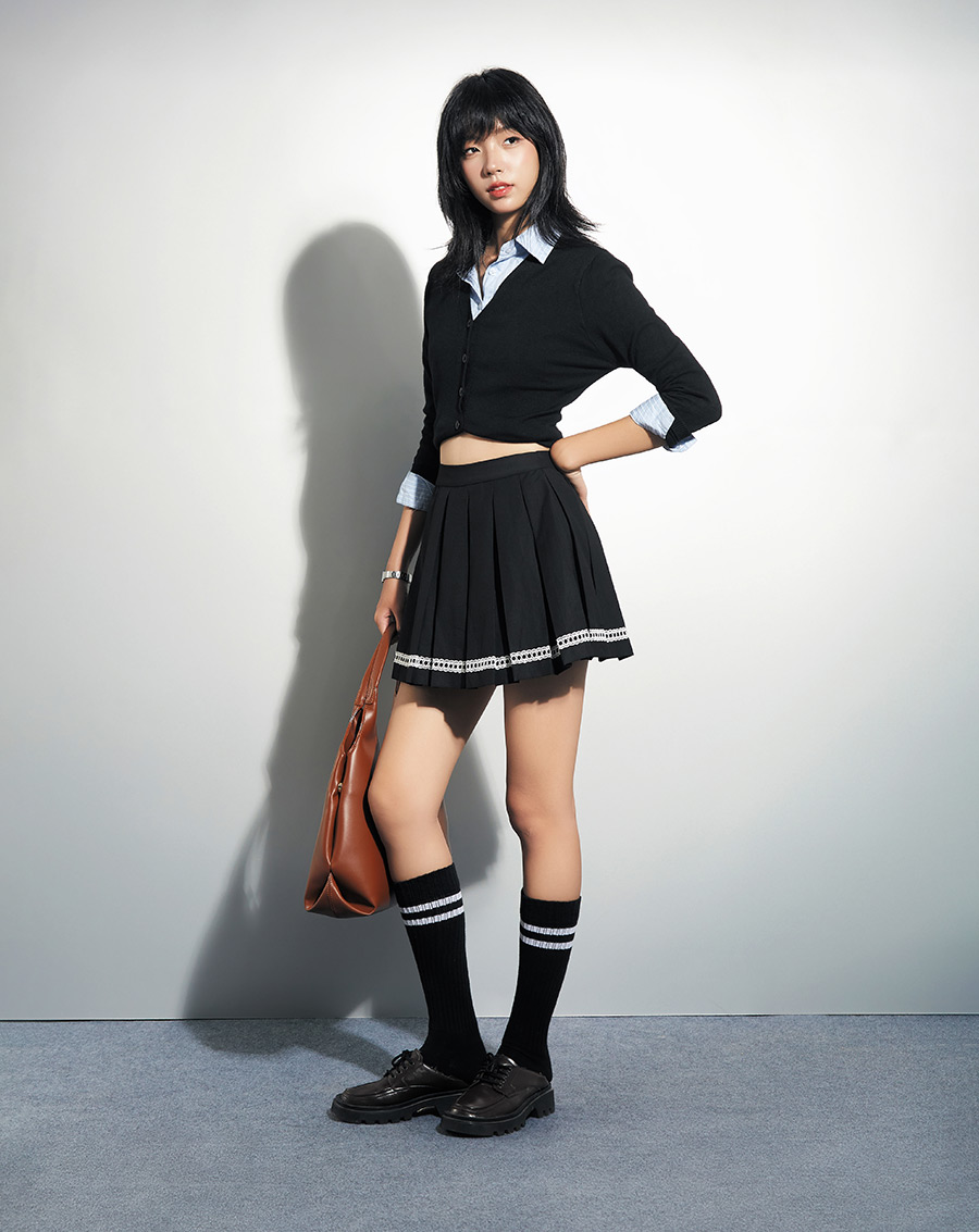 Chân váy mini xếp li phối ren - Image 2