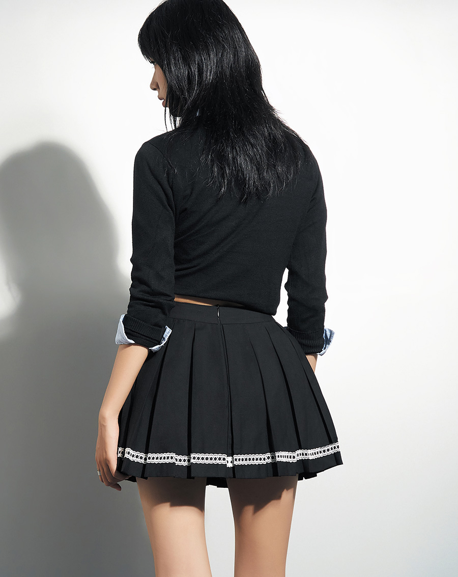 Chân váy mini xếp li phối ren - Image 4