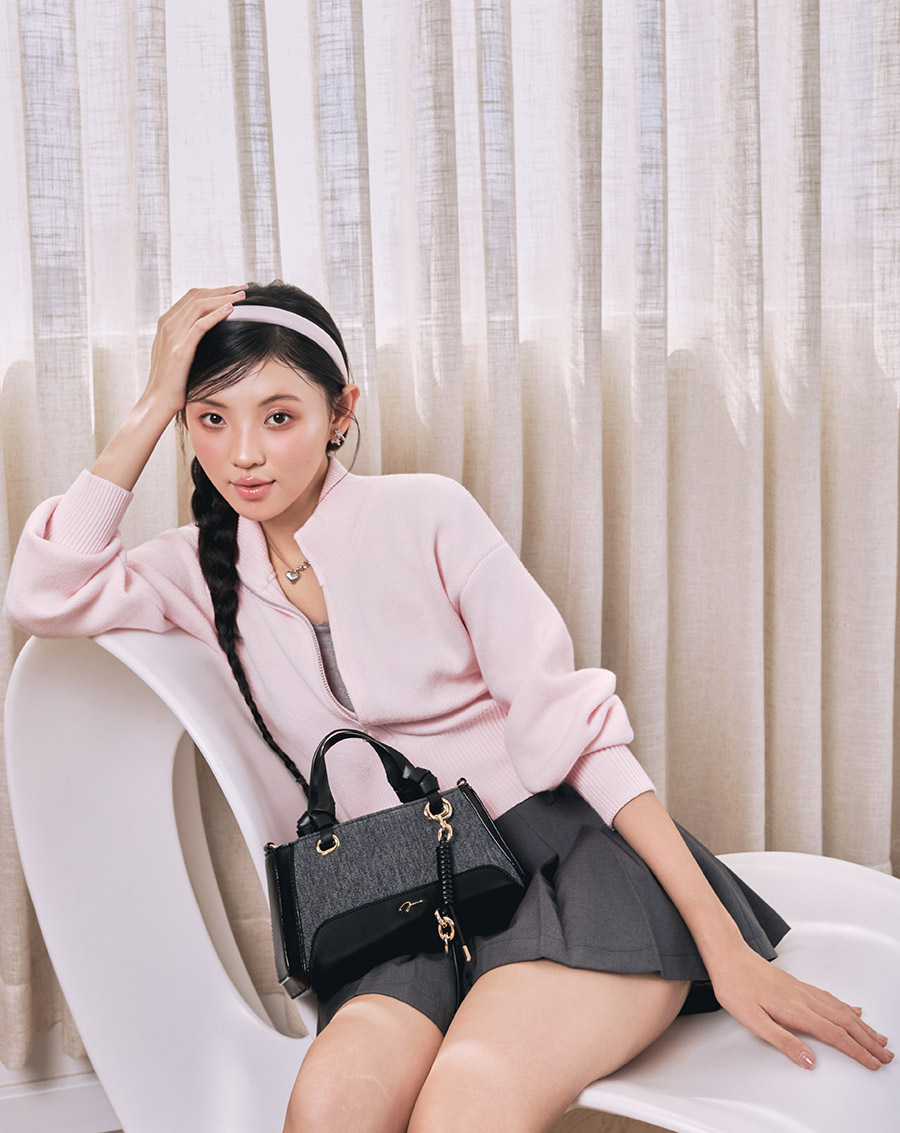 Túi Xách Nhỏ Top Handle Phối Charm - Image 3