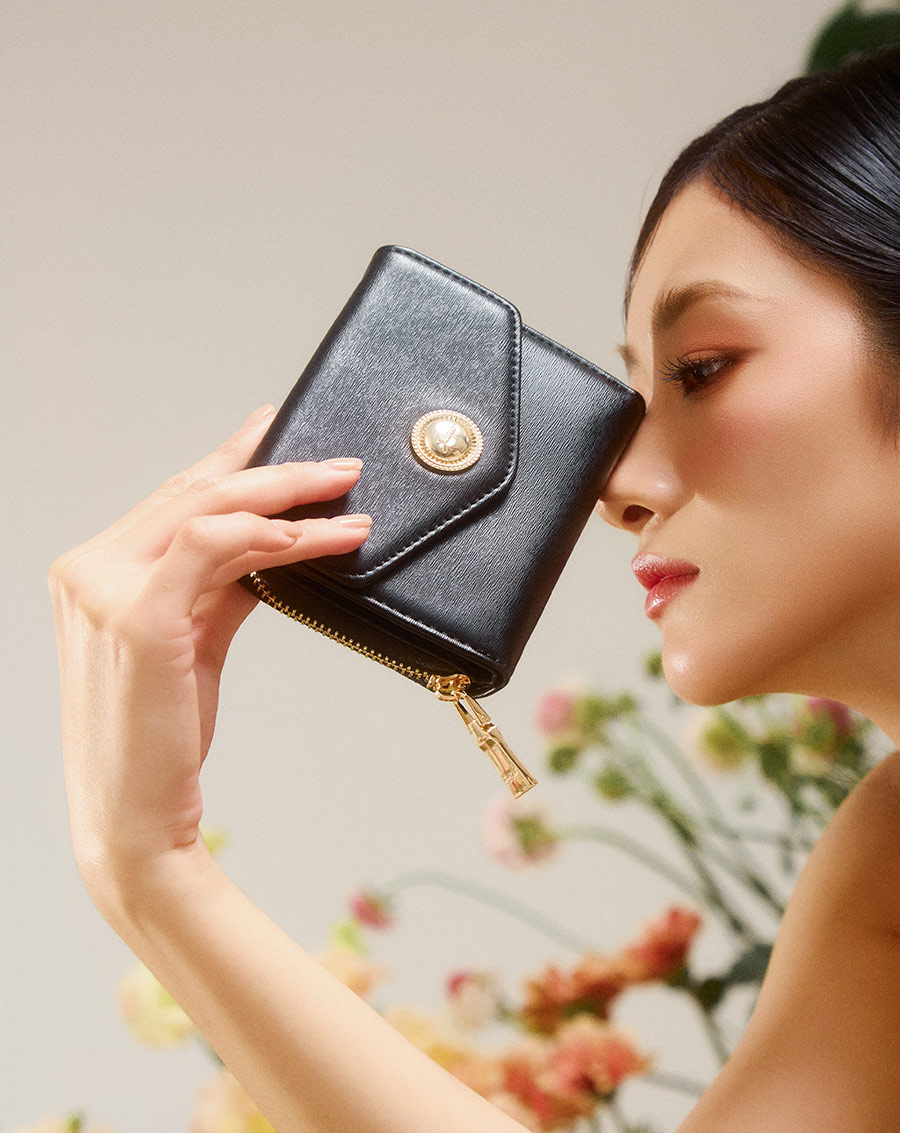 Ví Nắp Tam Giác Trang Trí Khoá Tròn Juno - Image 2