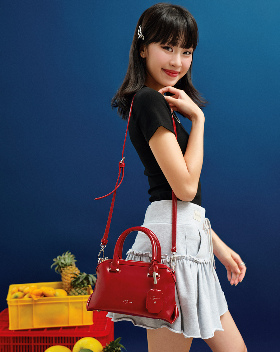 Túi Xách Nhỏ Top Handle Phối Charm - Image 3