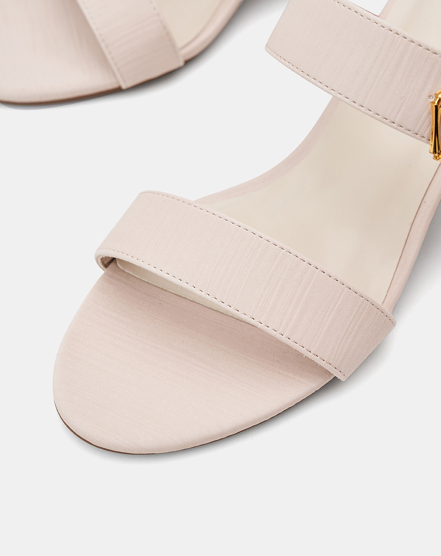 Giày Sandal Gót Vuông Quai Ngang Phối Khóa Trang Trí - Image 4