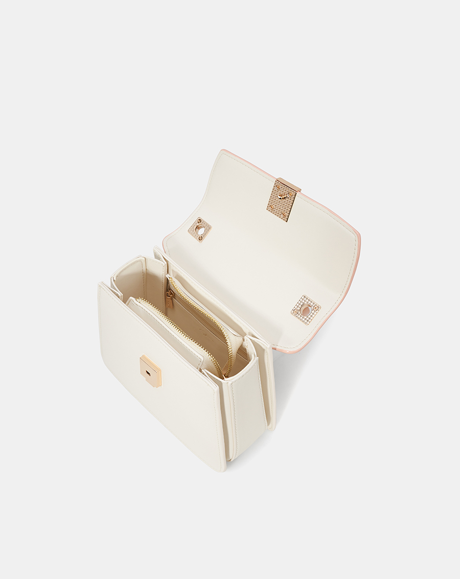 Túi Xách Nhỏ Top Handle Phối Khoá - Image 7