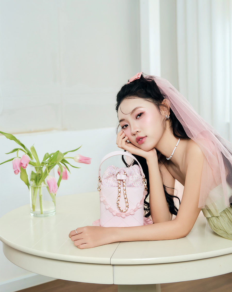 Túi Xách Nhỏ Bucket Phối Charm - Image 2