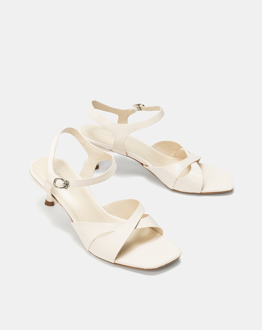 Giày Sandal Gót Nhọn Đắp Quai Chéo - Image 7