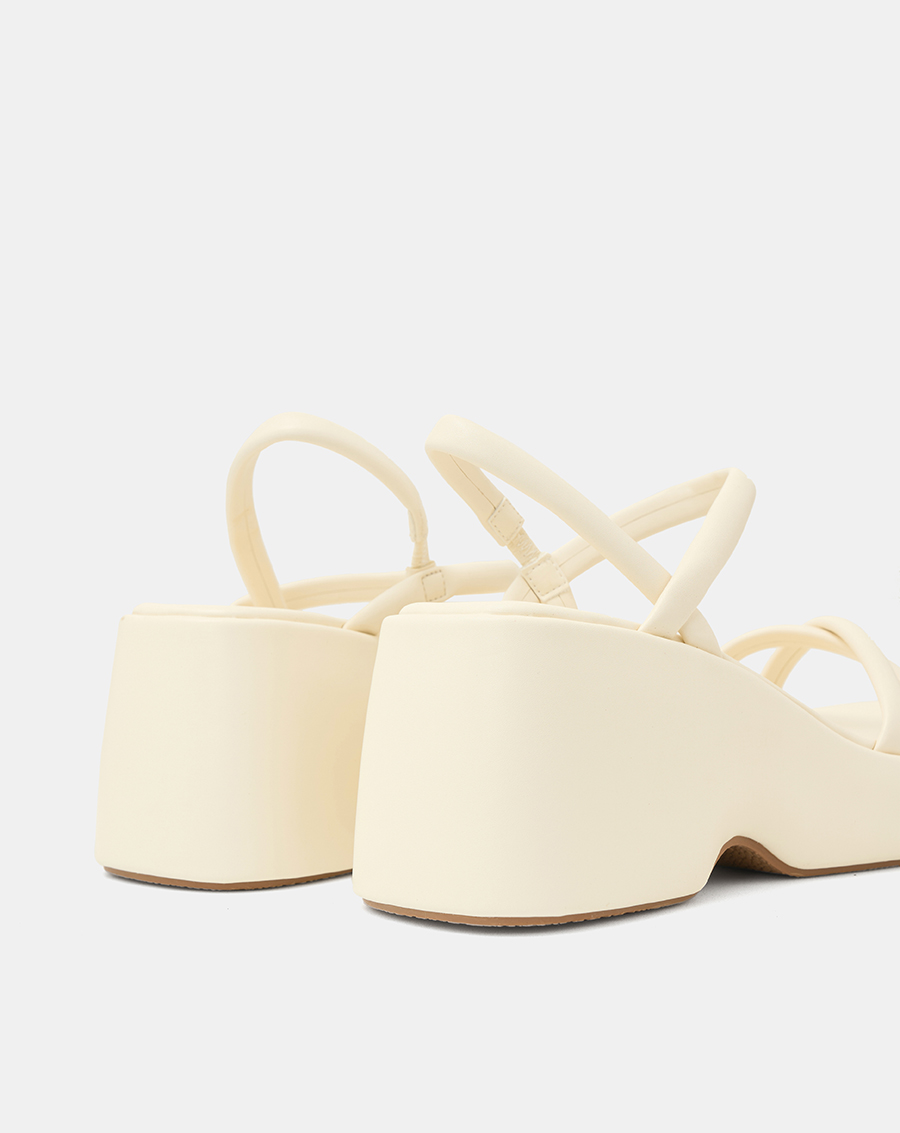 Giày Sandal Đế Xuồng Quai Dây - Image 3