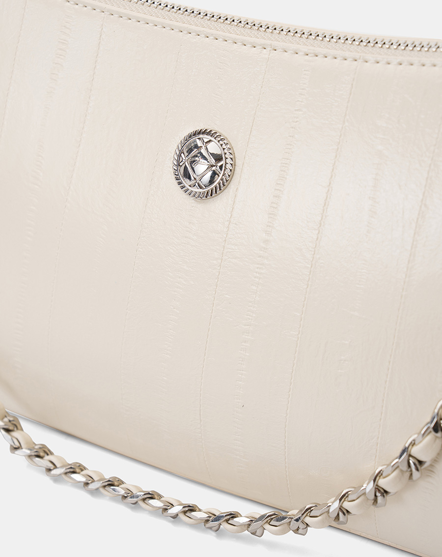 Túi Xách Trung Shoulder Bag Trang Trí Khoá Kim Loại - Image 2