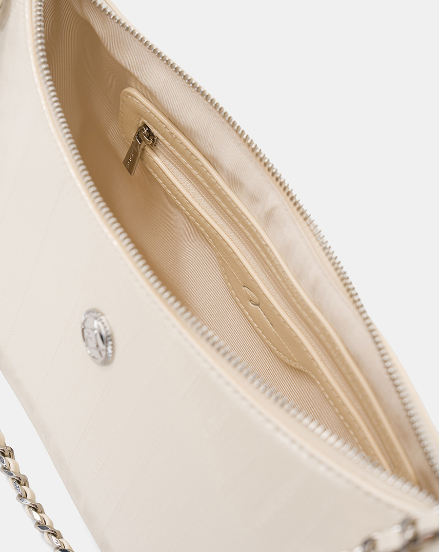 Túi Xách Trung Shoulder Bag Trang Trí Khoá Kim Loại - Image 6