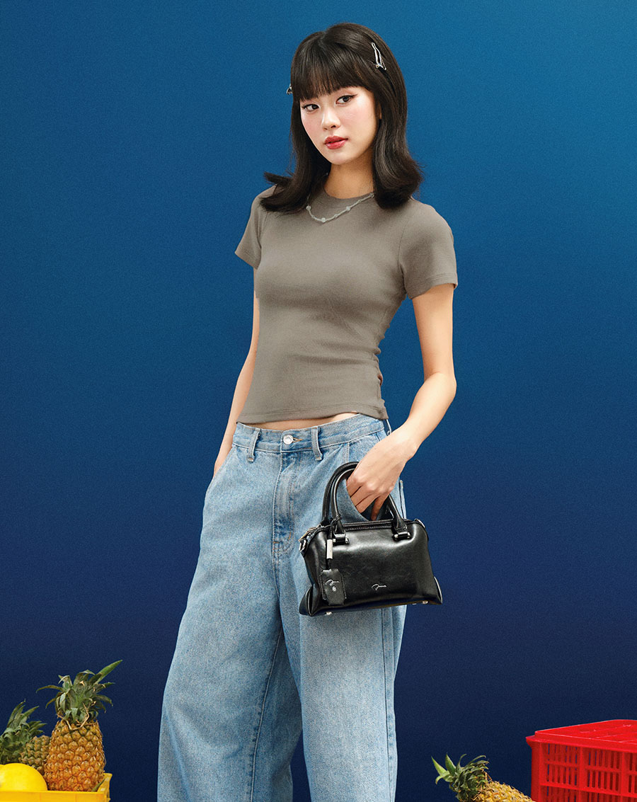 Áo thun form Slim-Fit tay ngắn. - Image 2