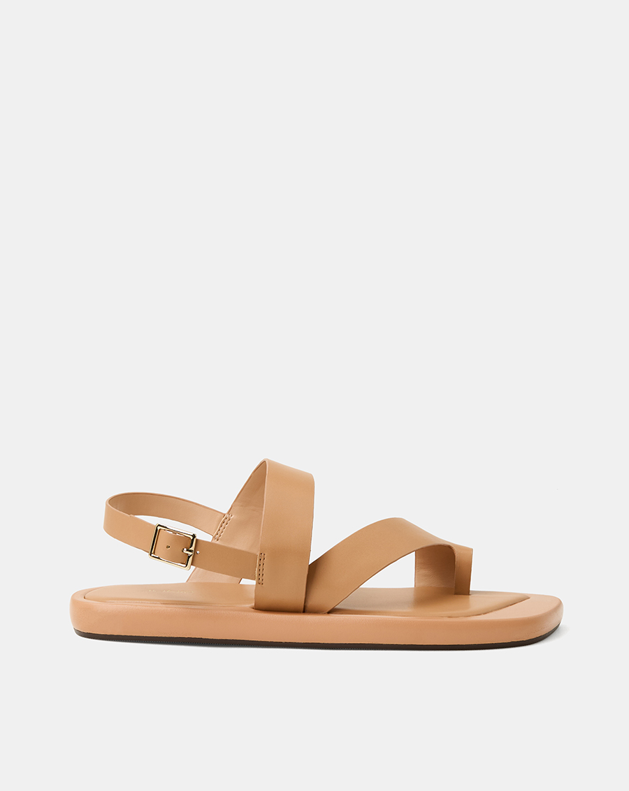 Giày Sandal Đế Bệt Quai Xỏ Ngón Cách Điệu - Image 1