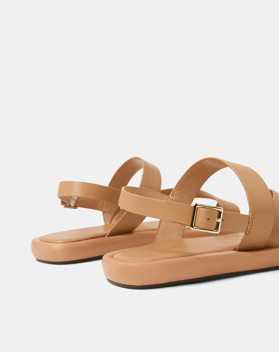 Giày Sandal Đế Bệt Quai Xỏ Ngón Cách Điệu - Image 3