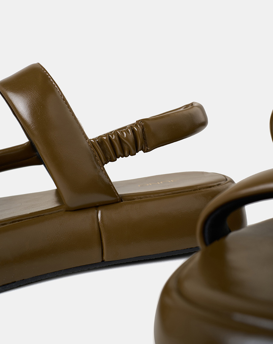 Giày Sandal Đế Bằng Quai Ngang - Image 5