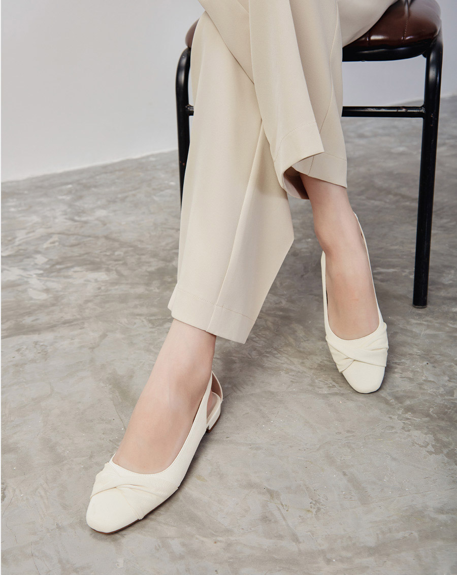 Giày Búp Bê Cut Out Phối Quai Xoắn - Image 2