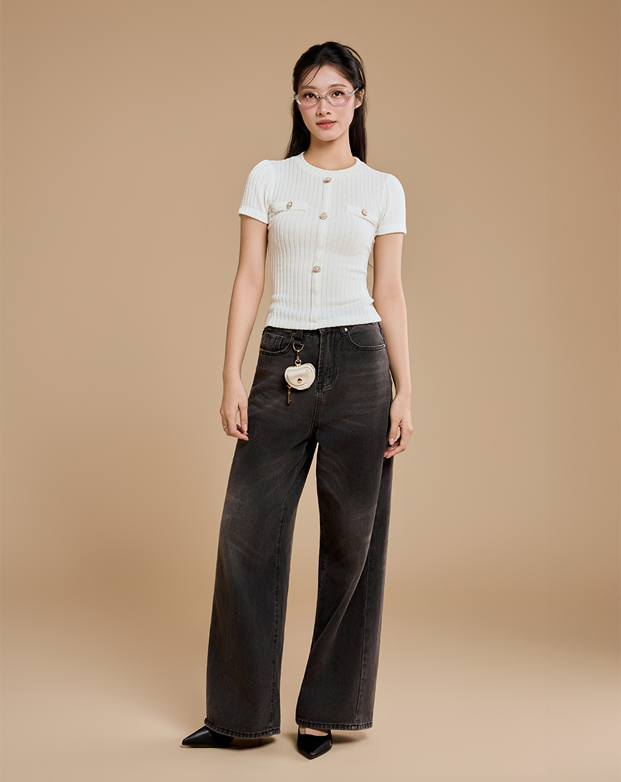 Áo thun tay phồng phối nút kiểu - Image 1