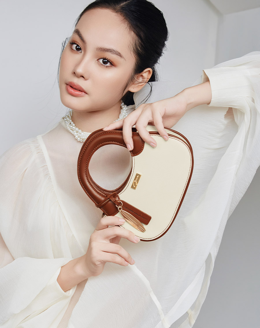 Túi Xách Nhỏ Cầm Tay Đính Kèm Charm Surf Days - Image 3