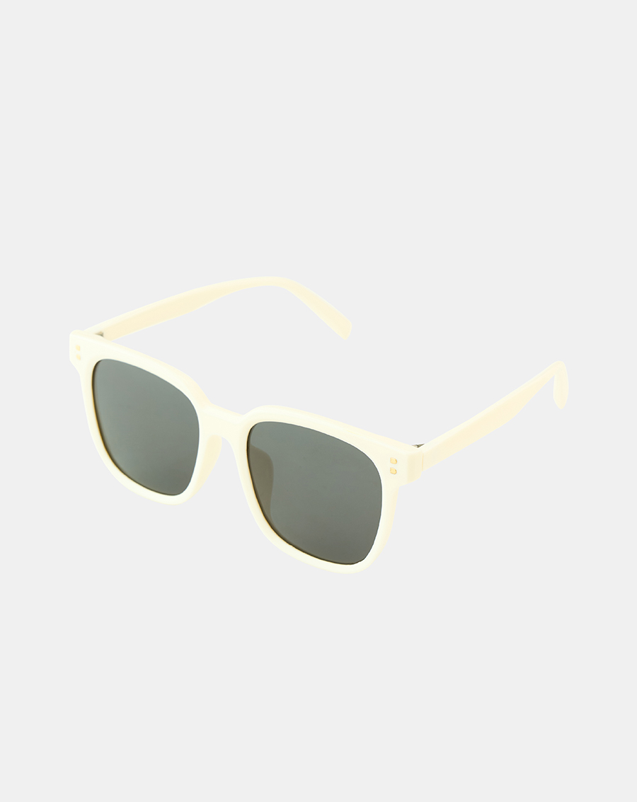 Mắt Kính Thời Trang - Image 4