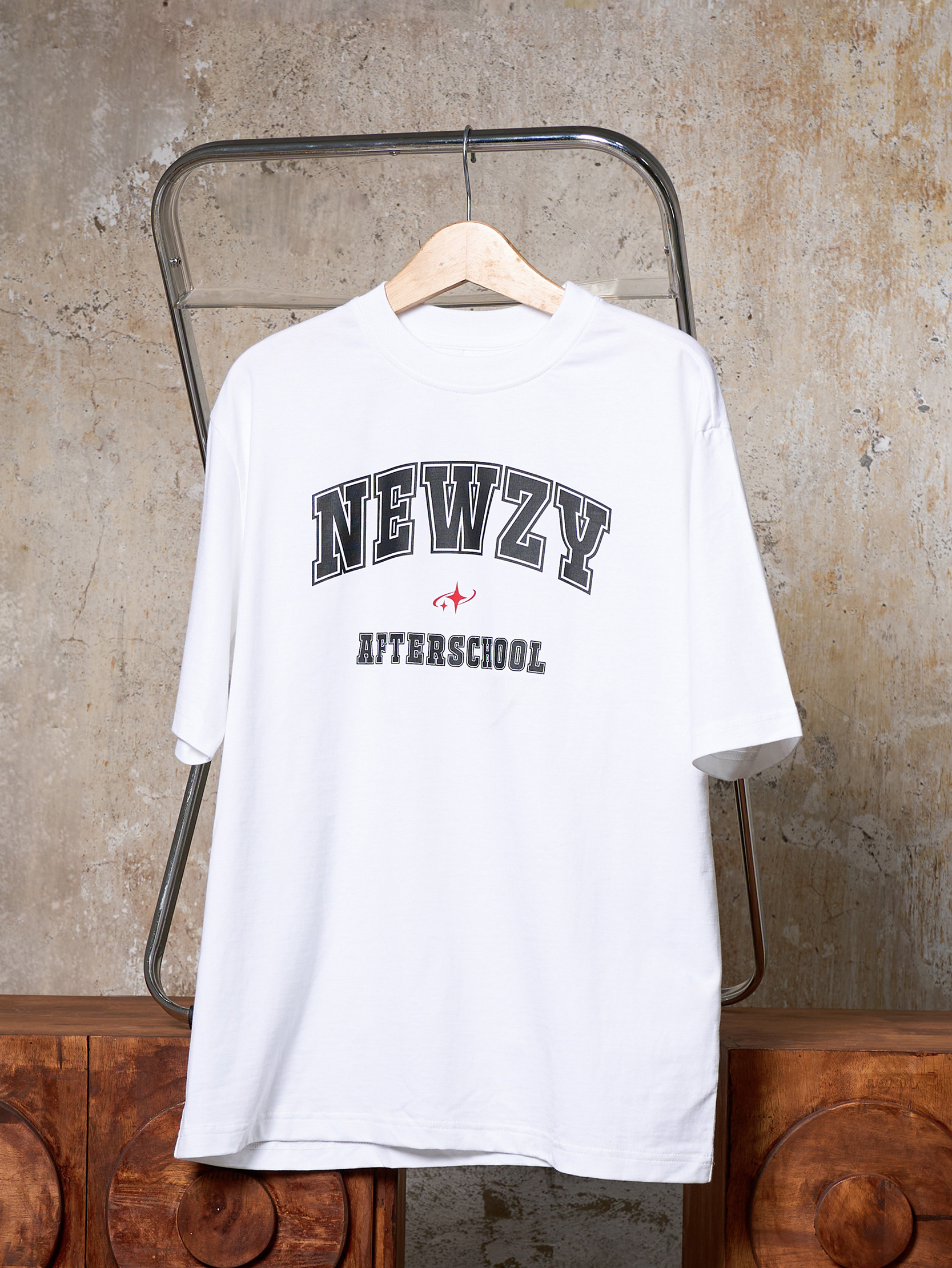 Áo thun unisex Newzy Wonder oversized 100% cotton in Newzy AfterSchool NZATH003 - Image 4