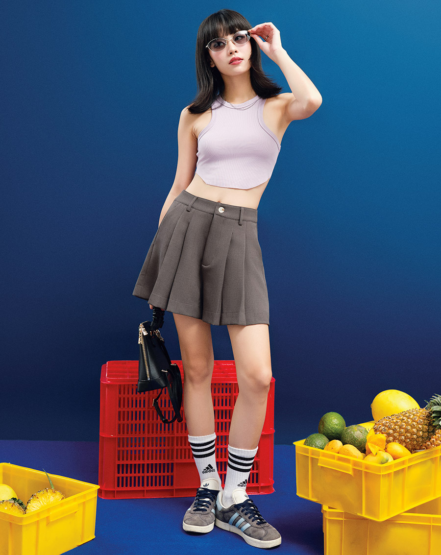 Quần short kiểu xếp ống - Image 2