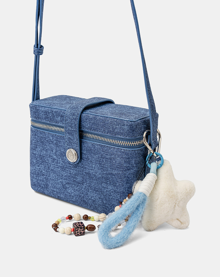 Túi Xách Nhỏ Vanity Case Phối Charm Trang Trí - Image 2