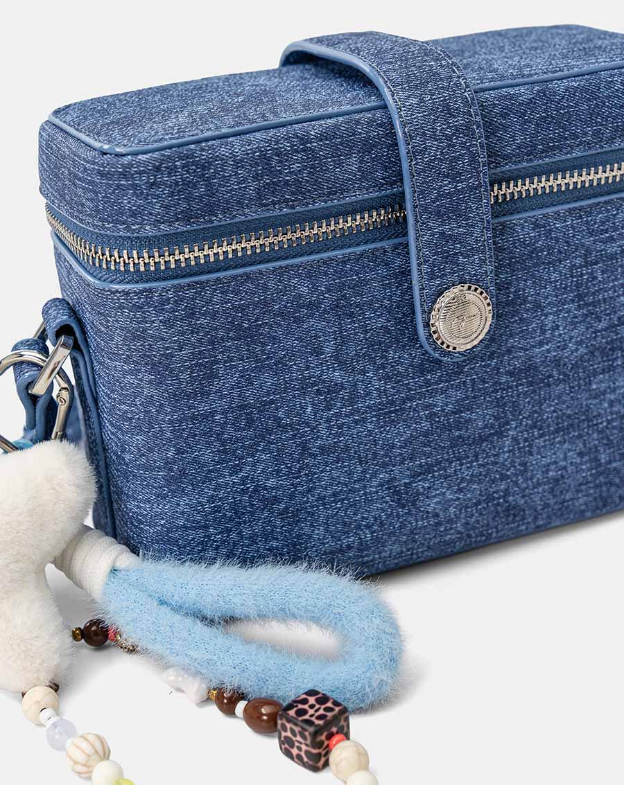 Túi Xách Nhỏ Vanity Case Phối Charm Trang Trí - Image 3