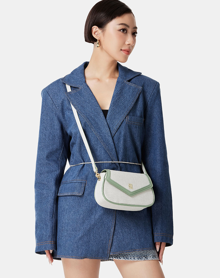 Túi Xách Nhỏ Crossbody Trang Trí Logo Cách Điệu - Image 2